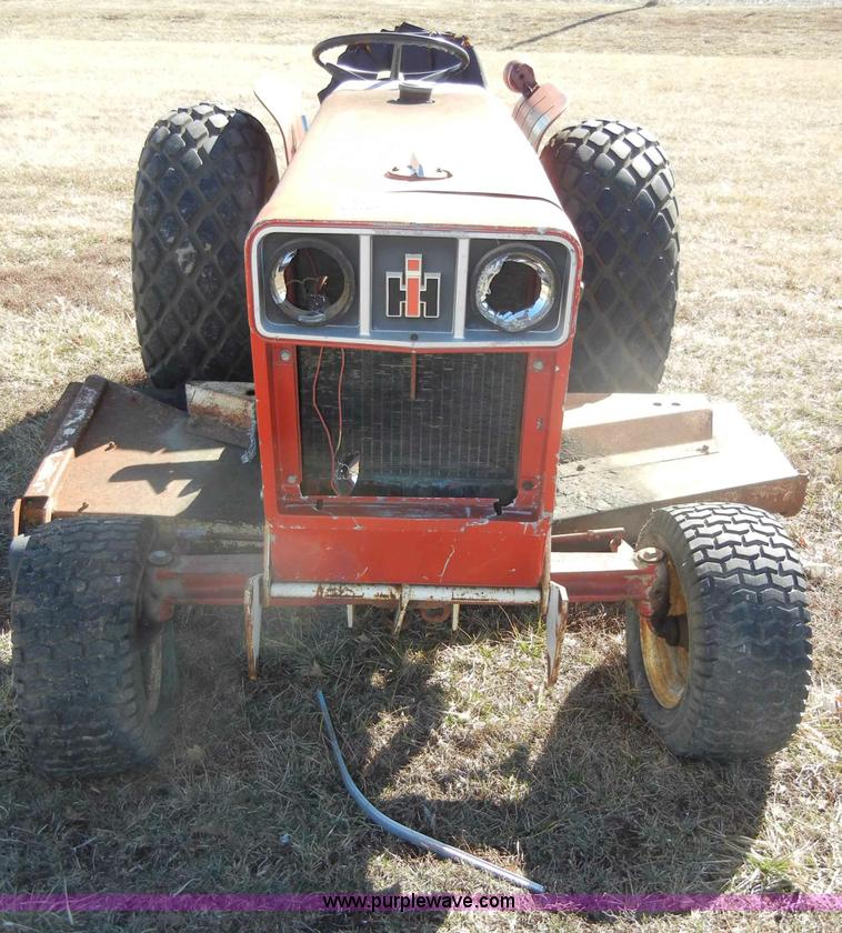 image for item C4026 International 184 tractor