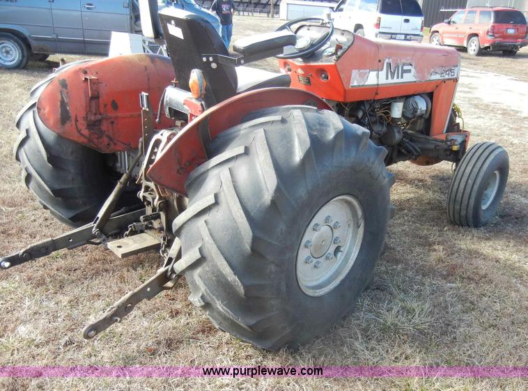 image for item C4027 Massey-Ferguson 245 tractor