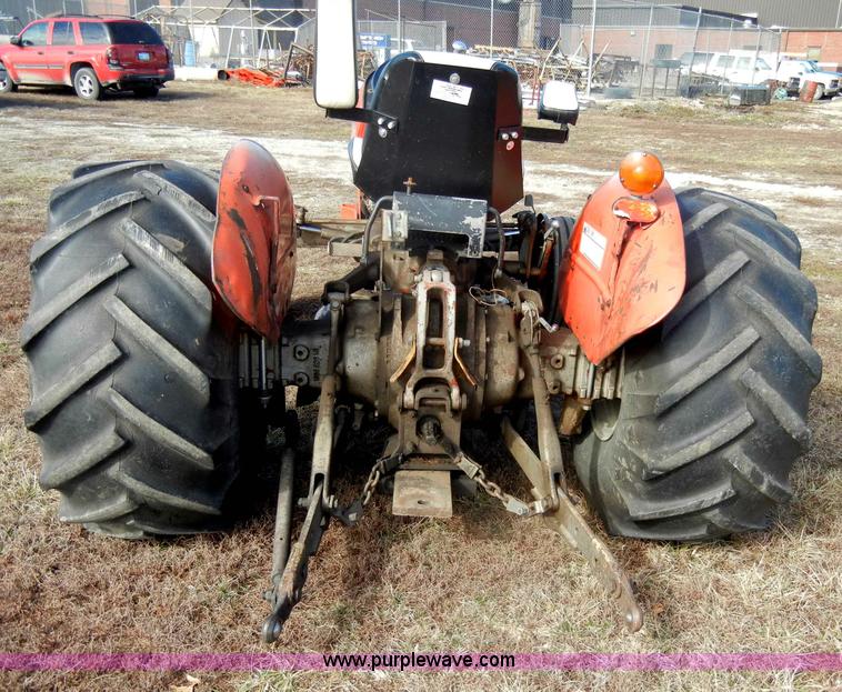 image for item C4027 Massey-Ferguson 245 tractor