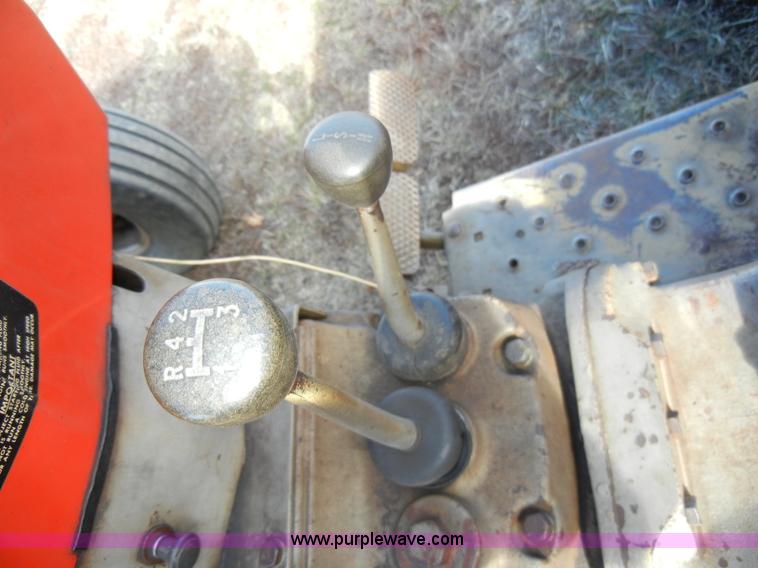 image for item C4027 Massey-Ferguson 245 tractor