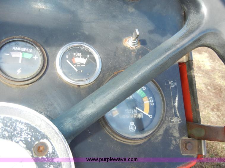 image for item C4027 Massey-Ferguson 245 tractor