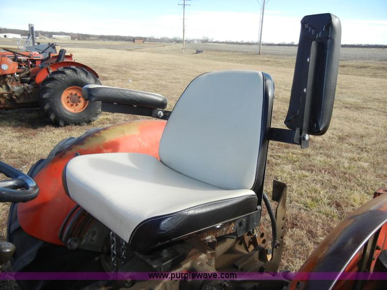 image for item C4027 Massey-Ferguson 245 tractor