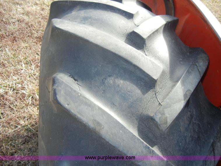 image for item C4027 Massey-Ferguson 245 tractor