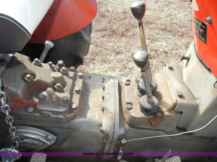 image for item C4027 Massey-Ferguson 245 tractor