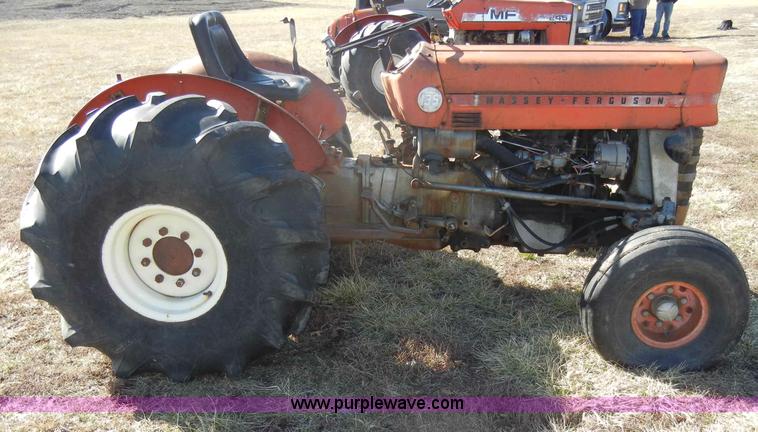 image for item C4028 Massey-Ferguson 135 tractor