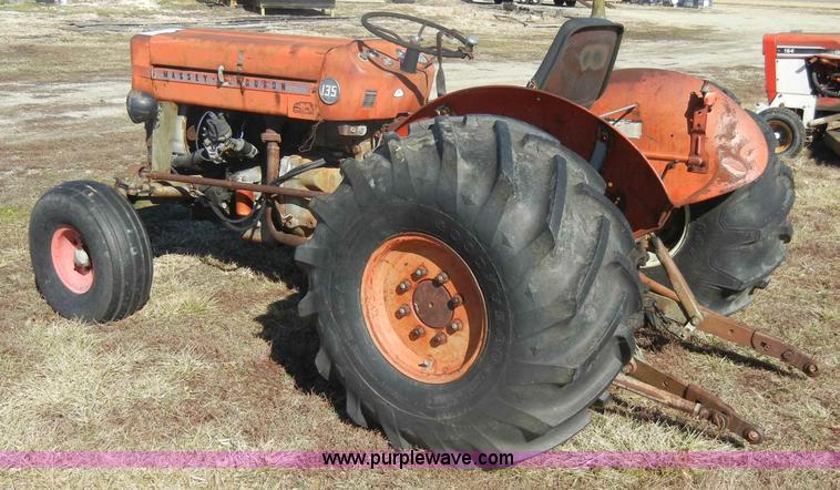 image for item C4028 Massey-Ferguson 135 tractor