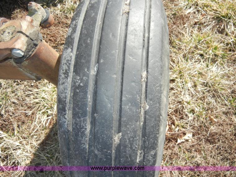 image for item C4028 Massey-Ferguson 135 tractor