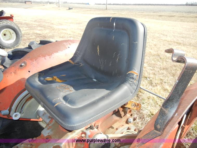 image for item C4028 Massey-Ferguson 135 tractor