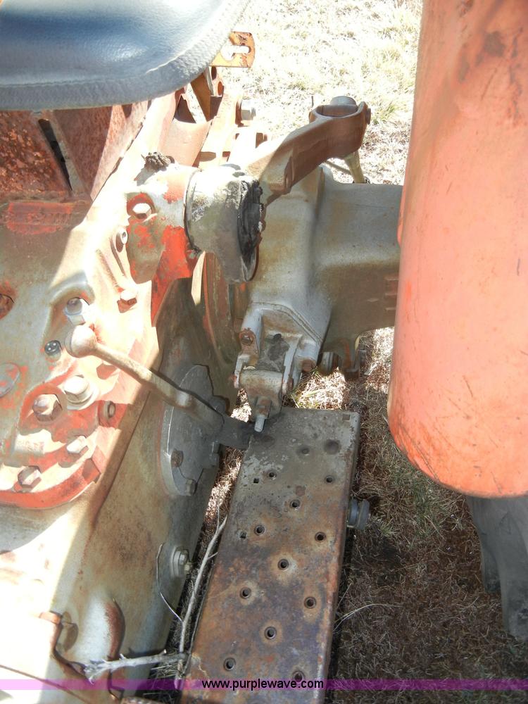 image for item C4028 Massey-Ferguson 135 tractor