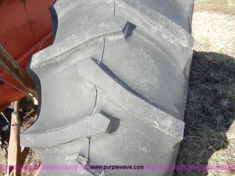 image for item C4028 Massey-Ferguson 135 tractor