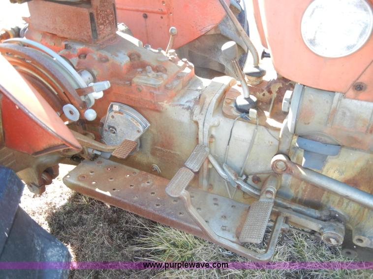 image for item C4028 Massey-Ferguson 135 tractor