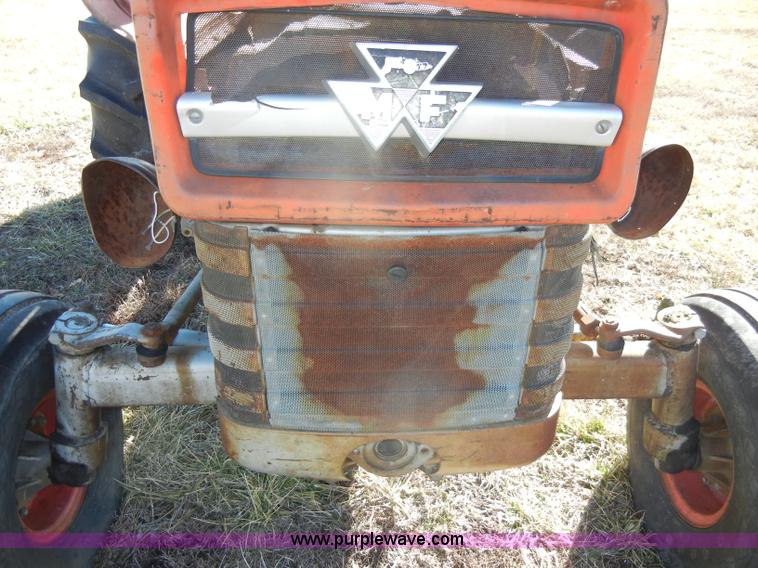 image for item C4028 Massey-Ferguson 135 tractor