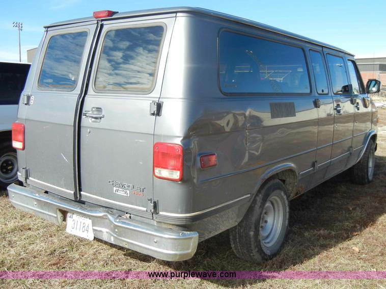 image for item C4030 1995 Chevrolet Beauville G20 van