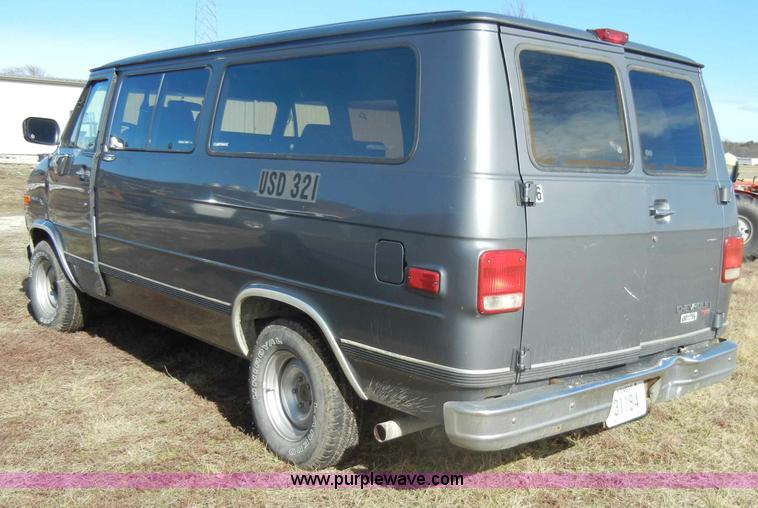 image for item C4030 1995 Chevrolet Beauville G20 van