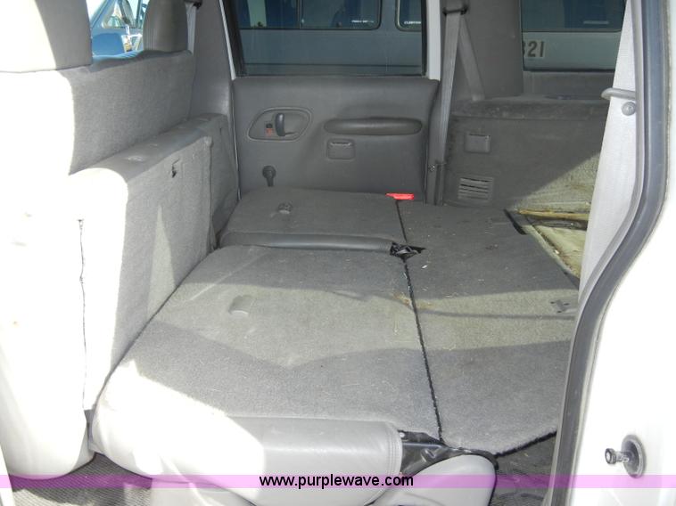 image for item C4031 1999 Chevrolet Suburban 1500 SUV