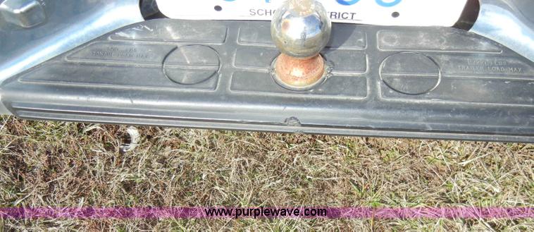 image for item C4031 1999 Chevrolet Suburban 1500 SUV