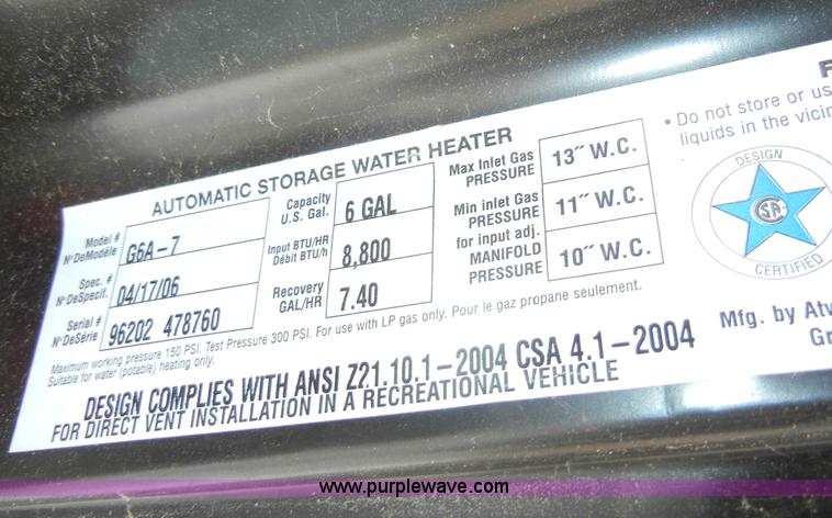 image for item C4109 1976 Airstream Sovereign Land Yacht 27' travel trailer