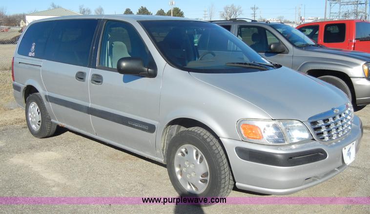 image for item C4118 1998 Chevrolet Venture minivan