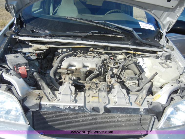 image for item C4118 1998 Chevrolet Venture minivan