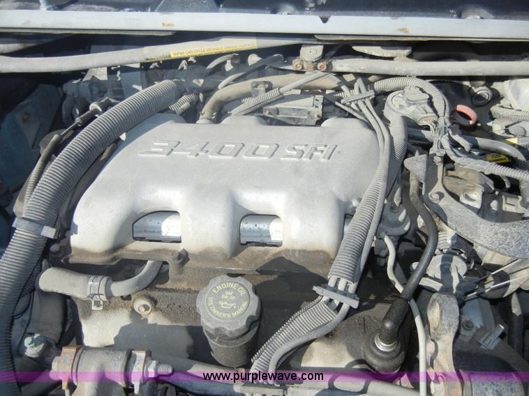 image for item C4118 1998 Chevrolet Venture minivan