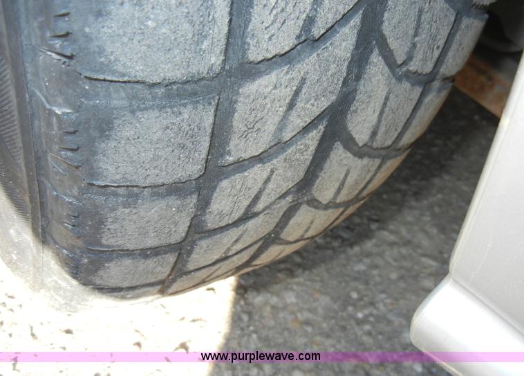 image for item C4118 1998 Chevrolet Venture minivan