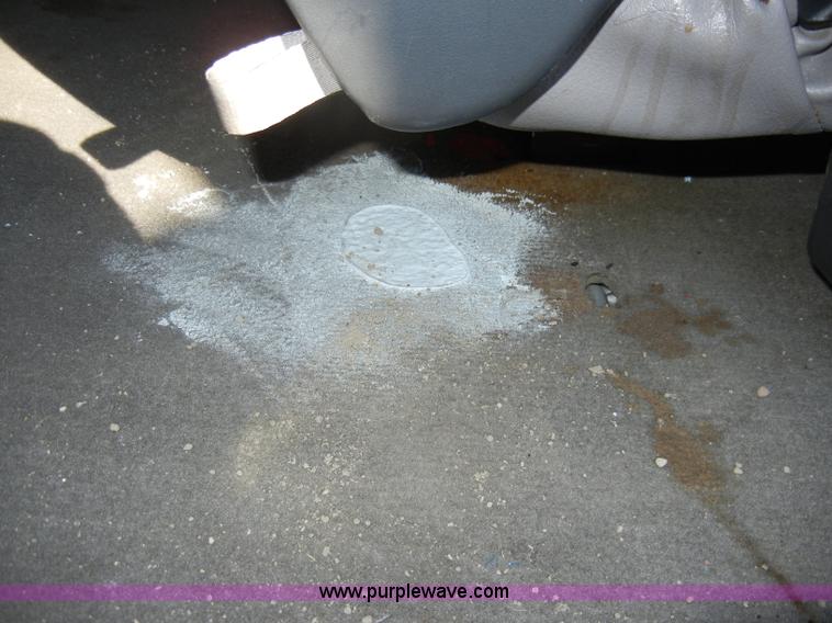 image for item C4118 1998 Chevrolet Venture minivan