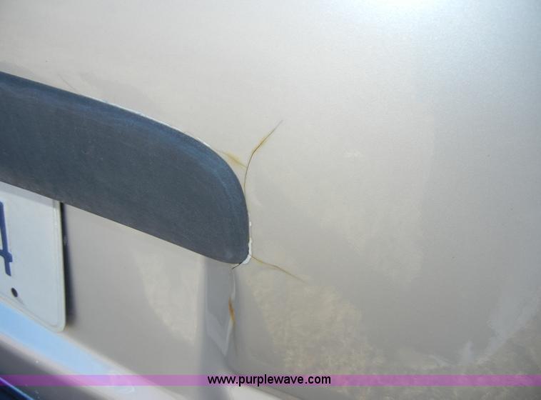 image for item C4118 1998 Chevrolet Venture minivan