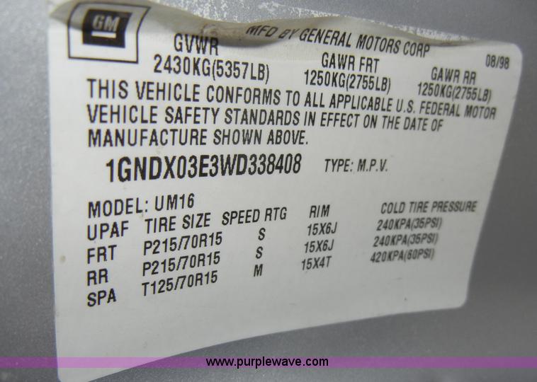 image for item C4118 1998 Chevrolet Venture minivan