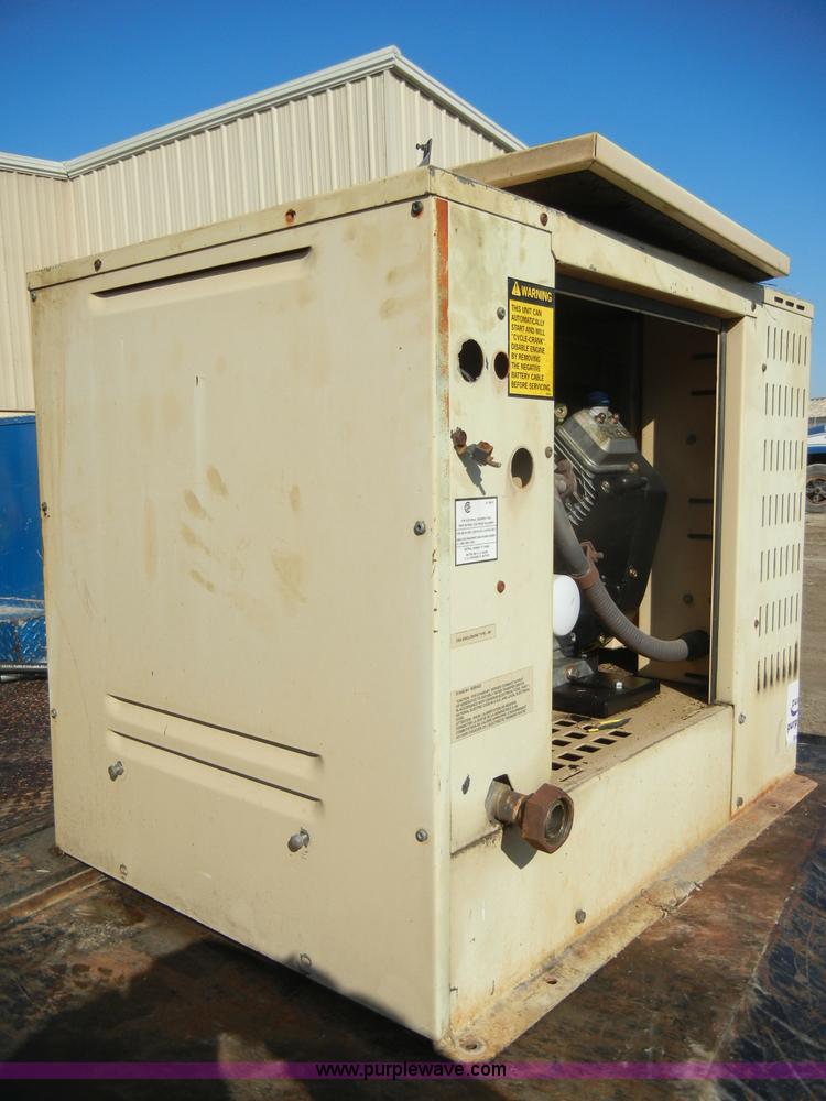 image for item C4121 1999 Winco 8 Kw generator