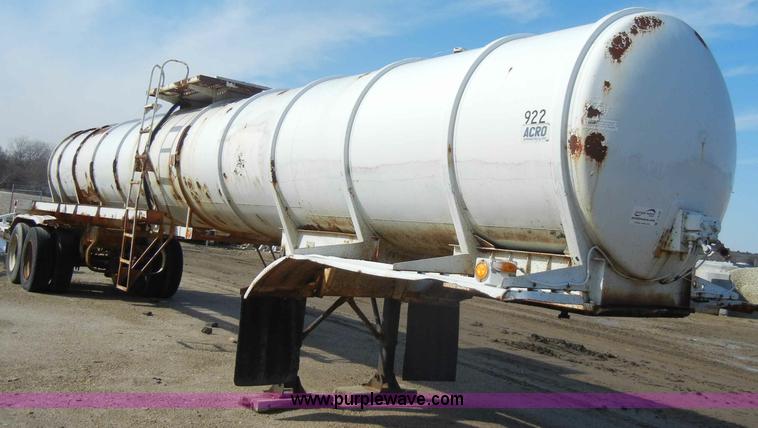 image for item C4129 1991 water tanker