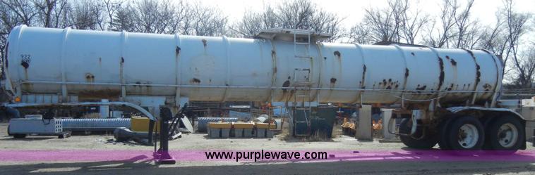 image for item C4129 1991 water tanker