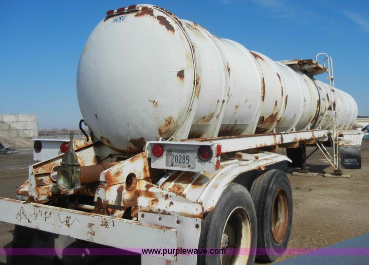 image for item C4129 1991 water tanker