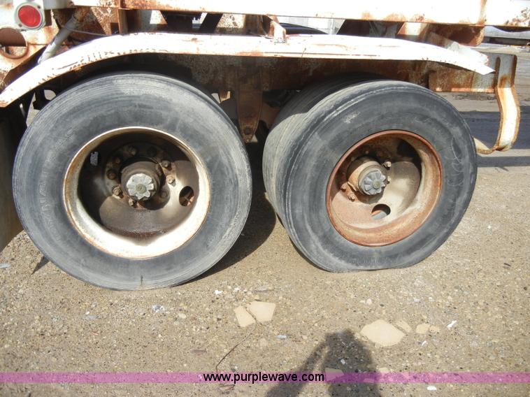 image for item C4129 1991 water tanker