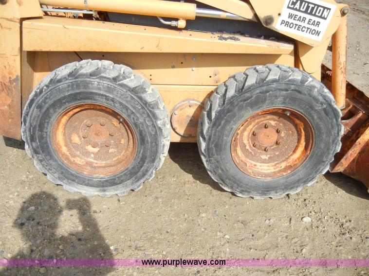 image for item C4132 1996 Case 1840 skid steer