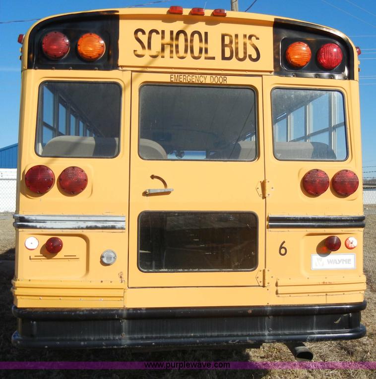 image for item C4133 1991 International 3700 school bus