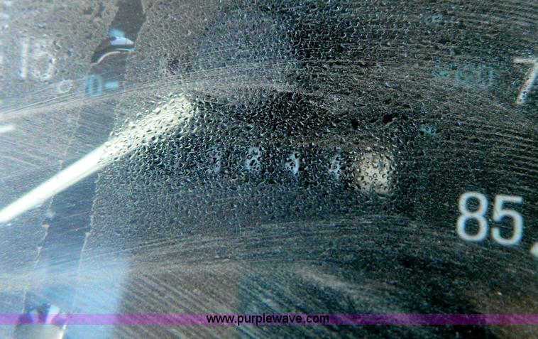 image for item D8737 1988 Ford F250 Custom pickup truck