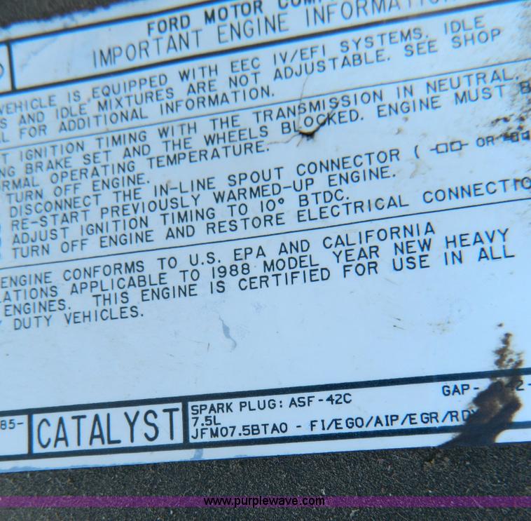 image for item D8737 1988 Ford F250 Custom pickup truck