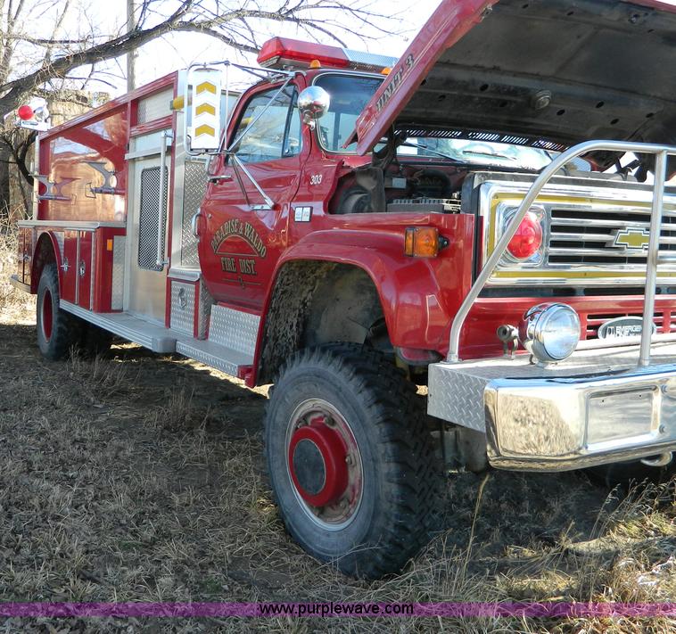 image for item D8738 1985 Chevrolet C70 firetruck