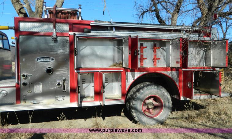 image for item D8738 1985 Chevrolet C70 firetruck