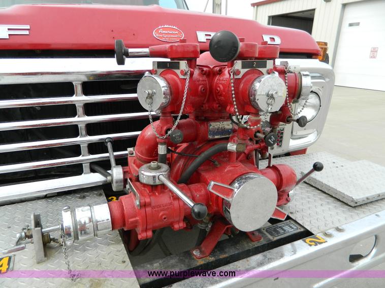 image for item D8745 1979 Ford F700 firetruck