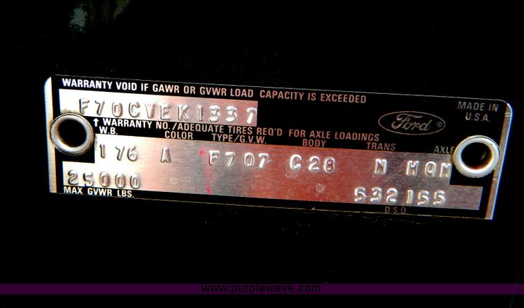 image for item D8745 1979 Ford F700 firetruck