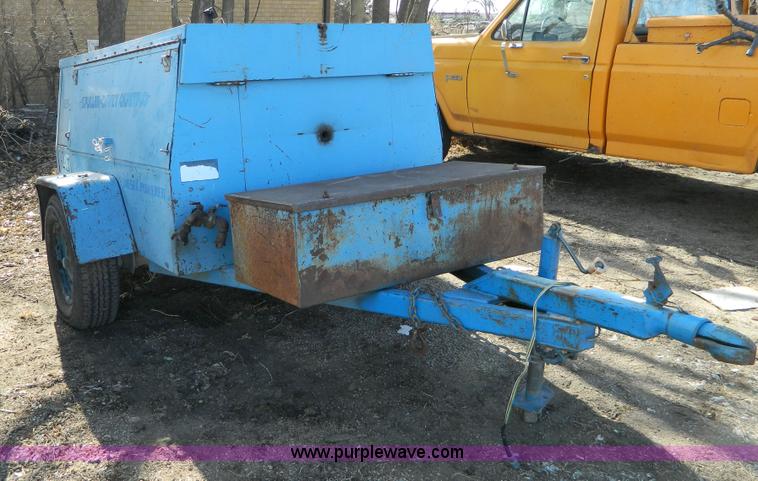 image for item D8746 1994 Fuller-Davey 125RPDQ compressor