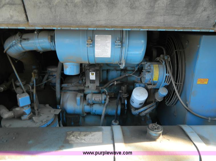 image for item D8746 1994 Fuller-Davey 125RPDQ compressor