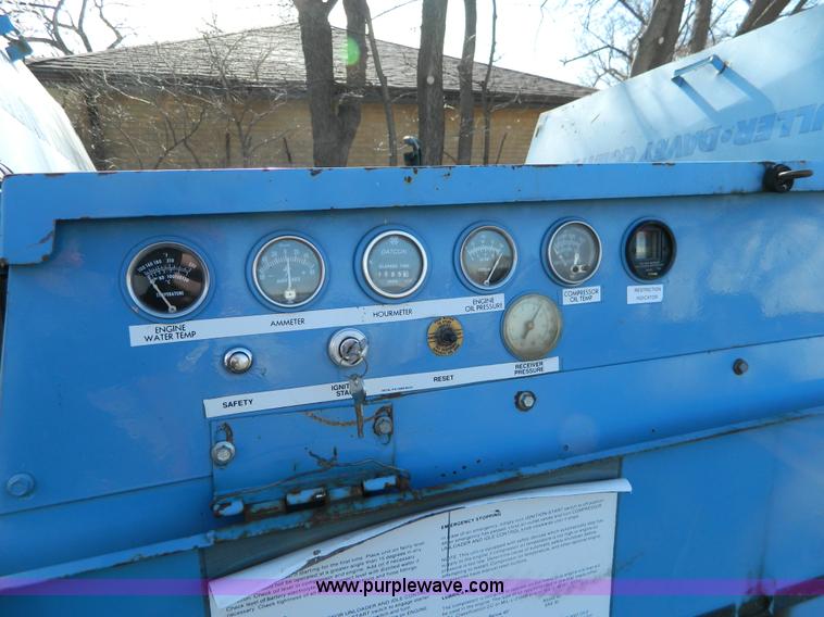 image for item D8746 1994 Fuller-Davey 125RPDQ compressor