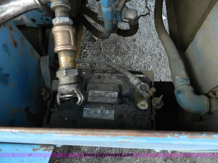 image for item D8746 1994 Fuller-Davey 125RPDQ compressor