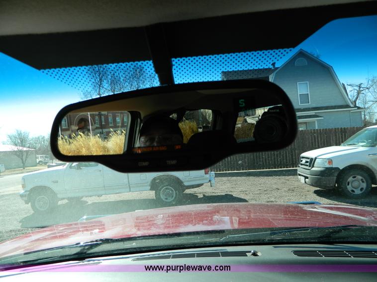 image for item D8855 2005 Chevrolet Silverado K1500 Z71 crew cab pickup truck