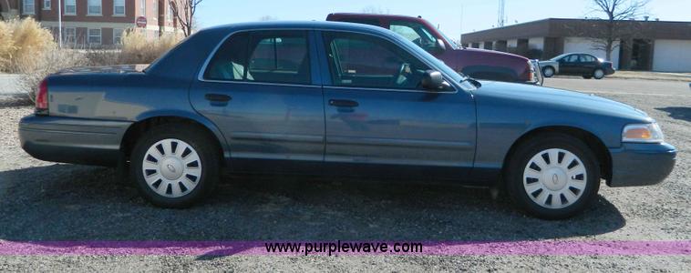 image for item D8856 2008 Ford Crown Victoria Police Interceptor