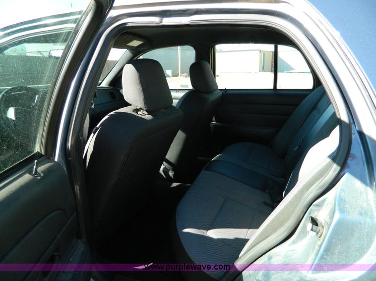 image for item D8856 2008 Ford Crown Victoria Police Interceptor