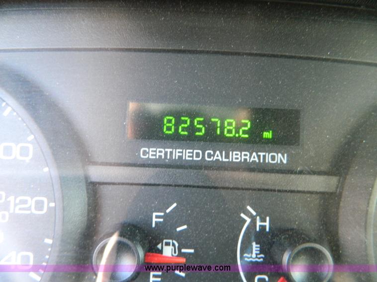 image for item D8856 2008 Ford Crown Victoria Police Interceptor