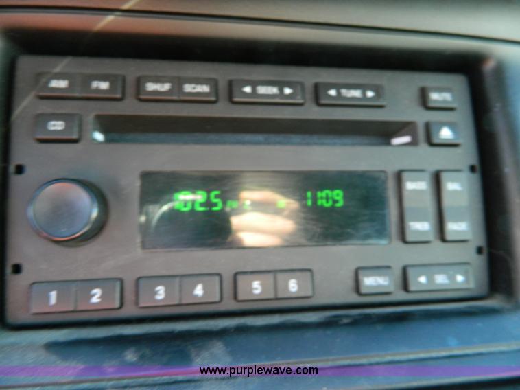 image for item D8856 2008 Ford Crown Victoria Police Interceptor